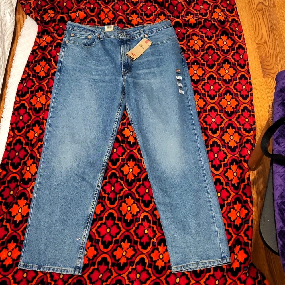 NEW levis 550 relaxed fit 40/32